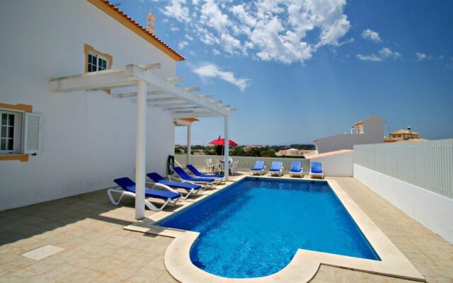 Villa 3 Bedrooms With Pool 101343