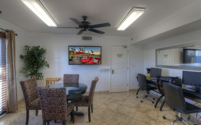Park Suites at 237 - One Bedroom Apartment