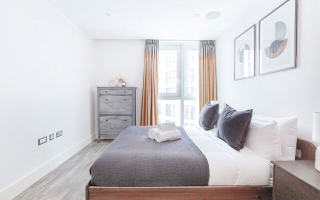 Charming 2BR 2BA Near Tower Bridge