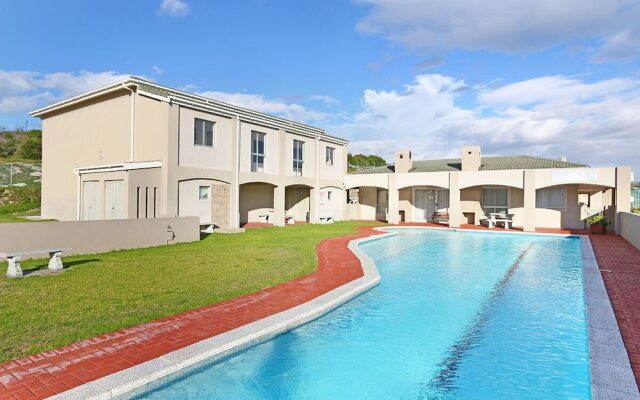 Big Bay Beach Club 122