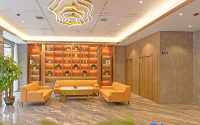 Xiangxiang Victoria Hotel (Xianghong Railway Station Store)