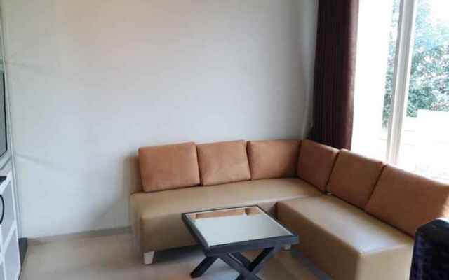 Villa Adikusuma Regency - Akasia 04 - Three Bedrooms