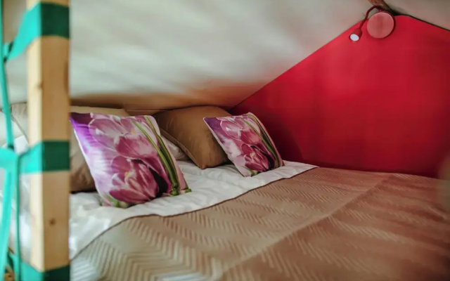 Herbals Glamping domki na drzewie Mielno