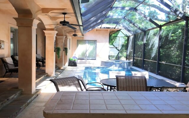 23 Pelican 6 Bedroom Home