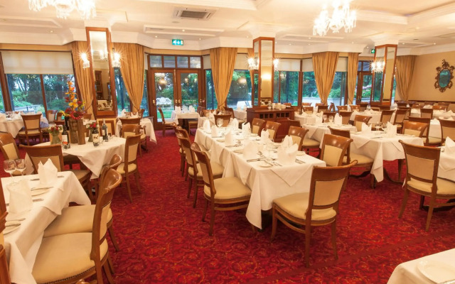 The Ardilaun Hotel