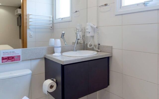 Apto de 2 Quartos Acomoda 6 Pessoas