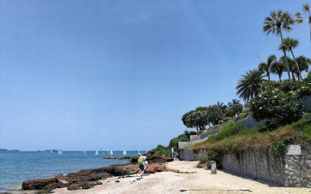 The Beach Pool Villa