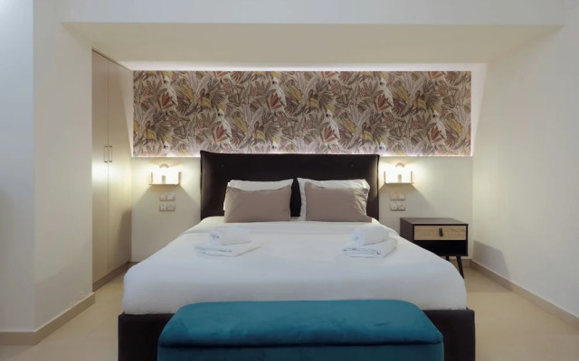 Charming Delphi Residence in Athens