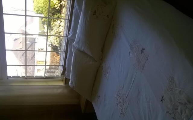 Bradstone House