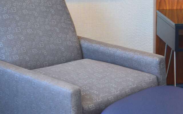 Doubletree by Hilton Newark - Fremont