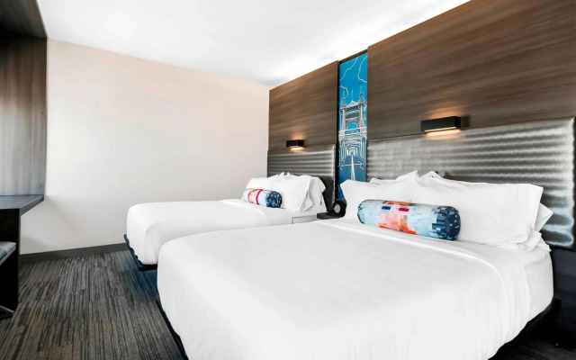 Aloft Newport On The Levee