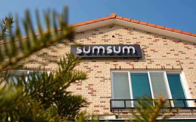 Sumsum House