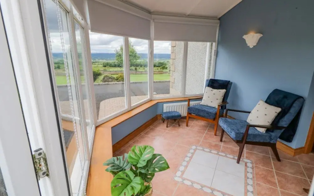 Braeside Farm House