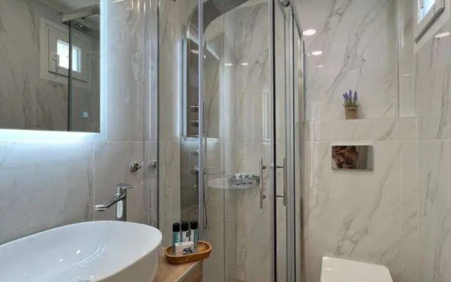 Wide Blue Luxury Suites