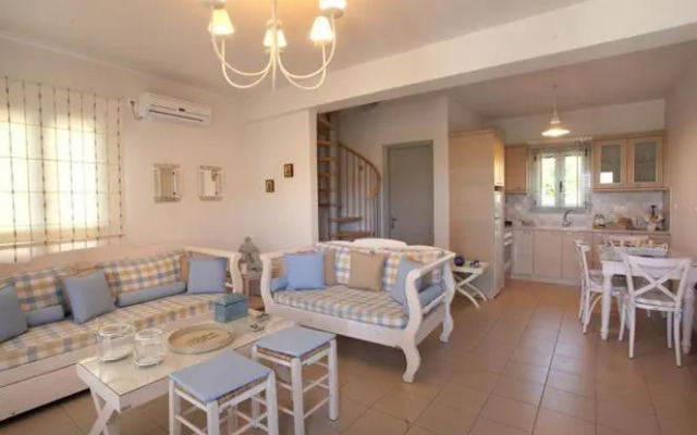 Aeolia Villas