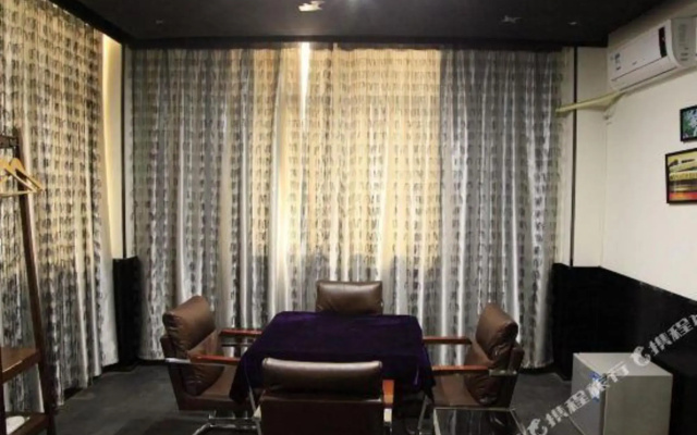 Sewen Hotel (Jiaozuo University)
