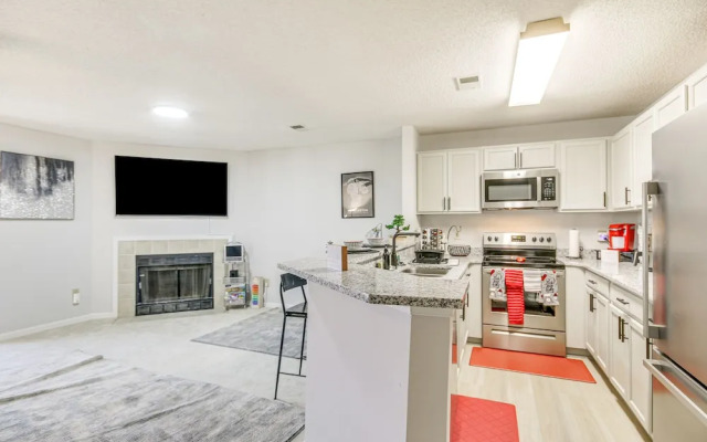 Riverfront Columbia Condo: 4 Mi to Usc!