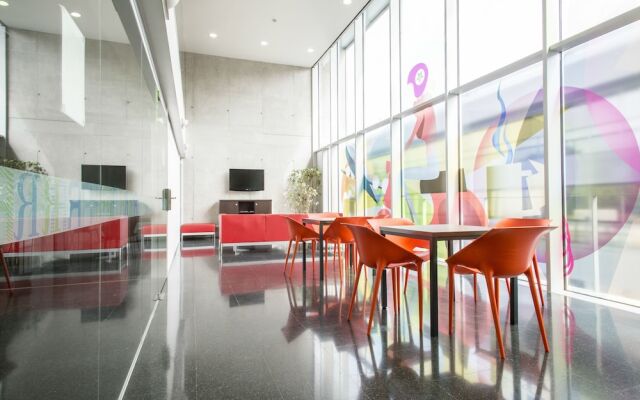 Residencia Universitaria Resa Roberto de Nobili