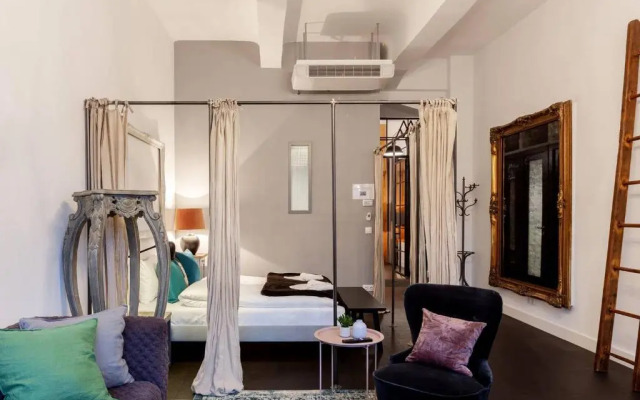 Your Instaworthy Astoria Loft Apartment