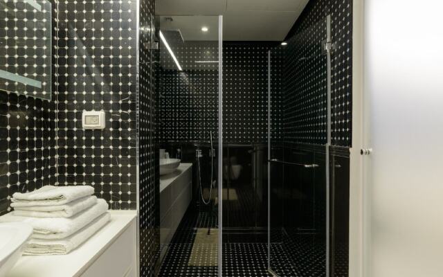 Stav Rentals Tel Aviv Sea View Apartment