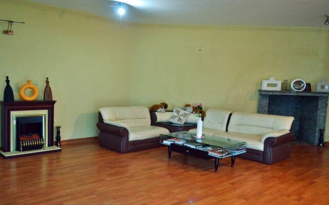 HillCrest Villa