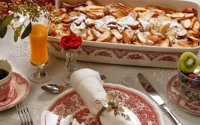 Fisher House Victoria Bed and Breakfast