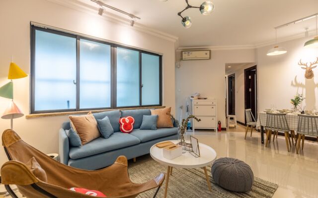 Locals Boutique Apartment Huafa Plaza 11
