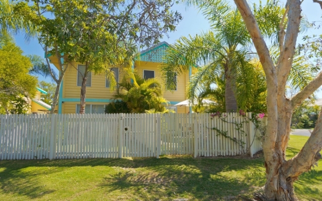 The Noosa Sound Holiday Collection