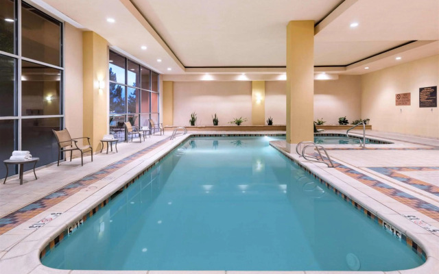 Embassy Suites by Hilton Albuquerque