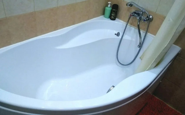 Apartments on Stepan Razin Embankment, 19