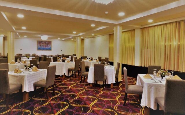 Treasures Suites & Conferences