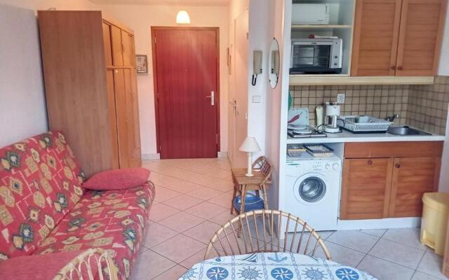 Appartement Jullouville, 1 pièce, 2 personnes - FR-1-361-10