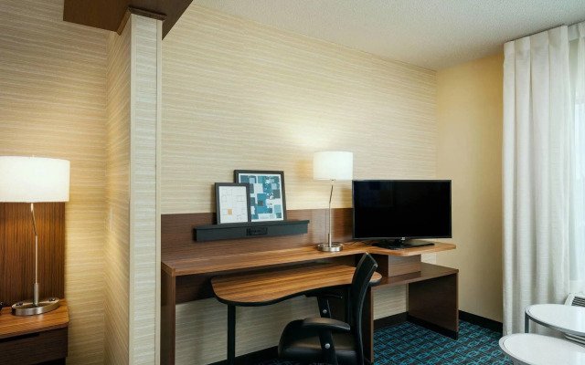 Fairfield Inn & Suites by Marriott Tacoma DuPont