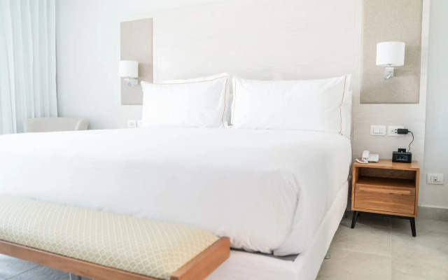 Senator Puerto Plata Spa Resort (ex Riu Bachata Club Hotel)