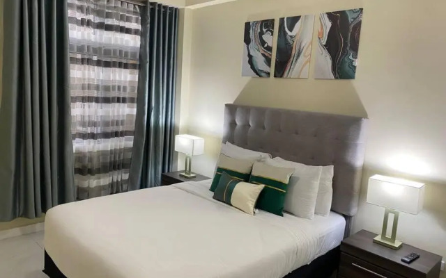 Odyssey Exquisite @ Charlemont