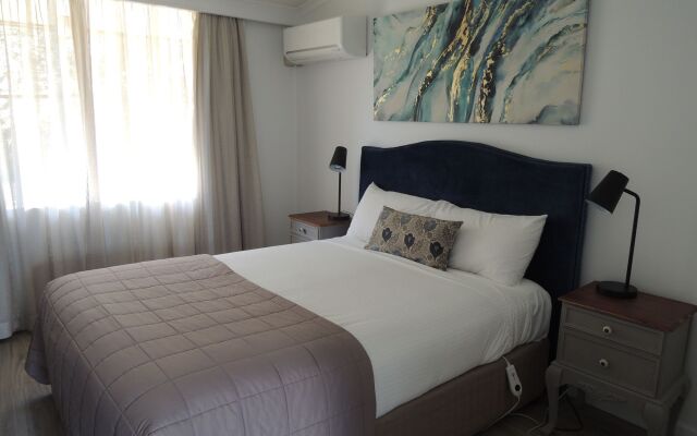 New England Motor Lodge