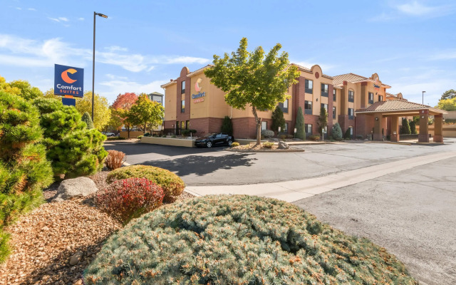 Comfort Suites Lakewood - Denver
