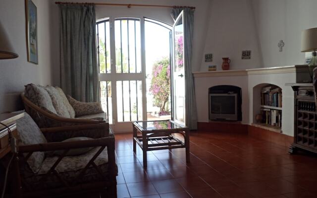 Casa Urbanización Los Pinos 11
