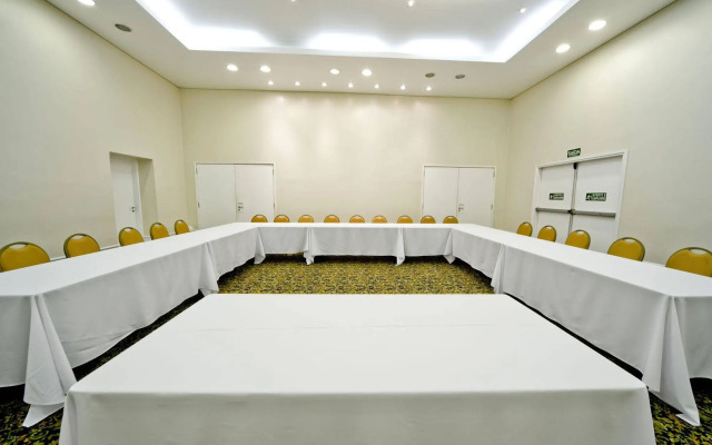 Hotel Nacional Inn Curitiba Torres