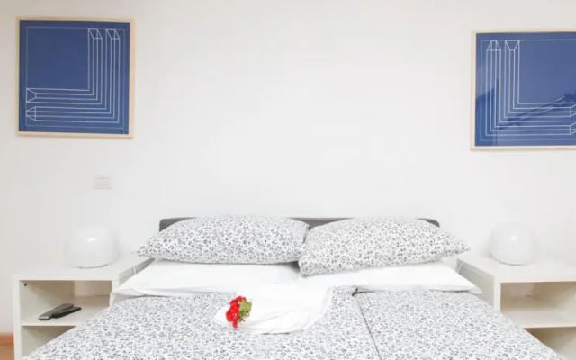 Habitats Villa Fortuny Apartments