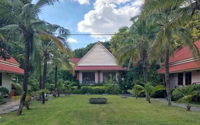 Tonwa Resort Hotel