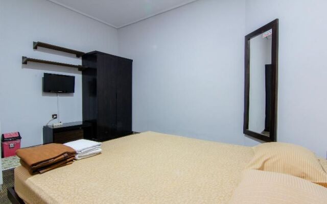 Embe Enem Homestay by ZUZU