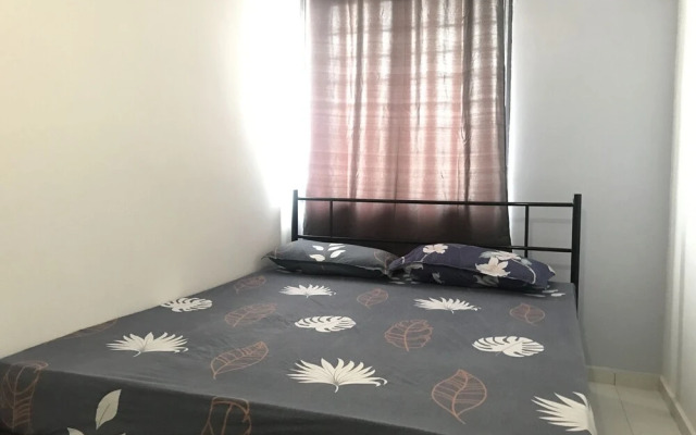 OYO 90493 JL Homestay