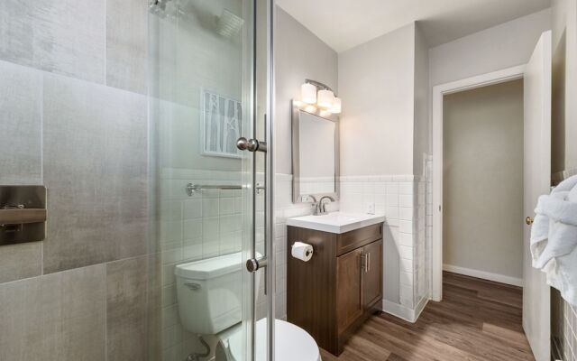 Brick Suite | Bright & Bold Retreat Near Old Town