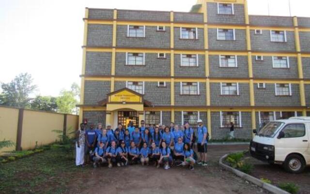 Bondo Travellers Hostel & Hotel