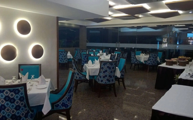 Hotel Seven Hills Tower