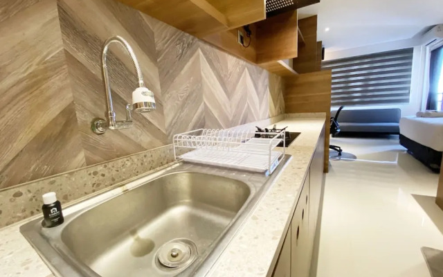 Cozy And Comfort Stay Studio Sentraland Semarang Apartment