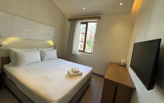 SOLANA Hotel Sunset Town Phu Quoc