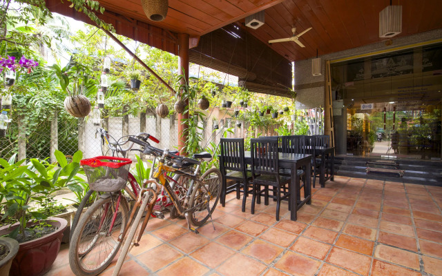 Panda Angkor Inn