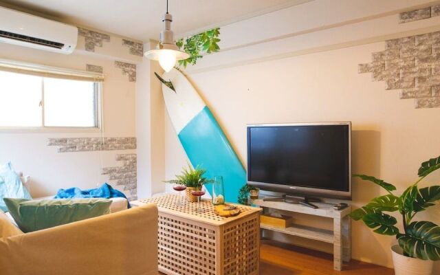 Shinsaibashi Beach House